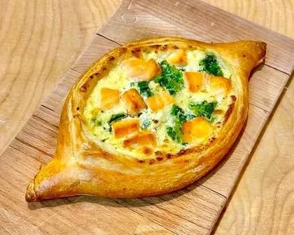 New! Khachapuri with Salmon and Spinach