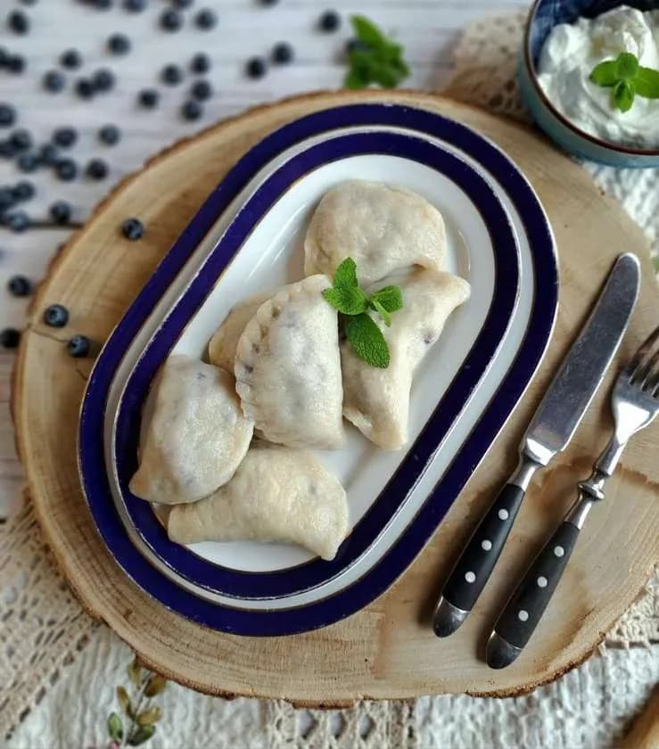 XXL pierogi z całymi jagodami HIT 5szt 320g