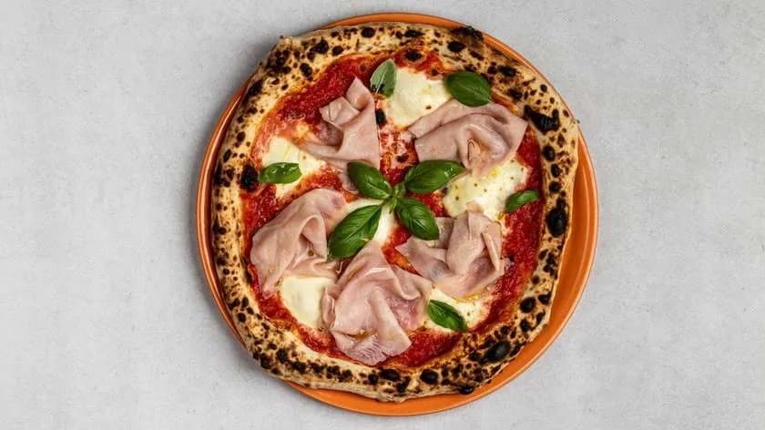 Pizza prosciutto cotto