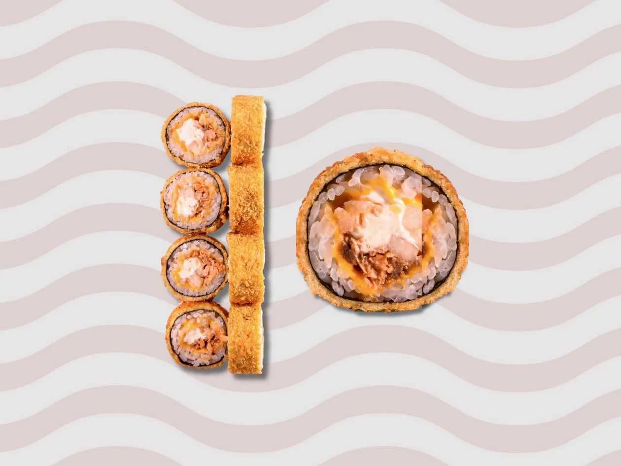 Hot Roll ze smażonym łososiem, gruszką i serem cheddar 330g (8szt)