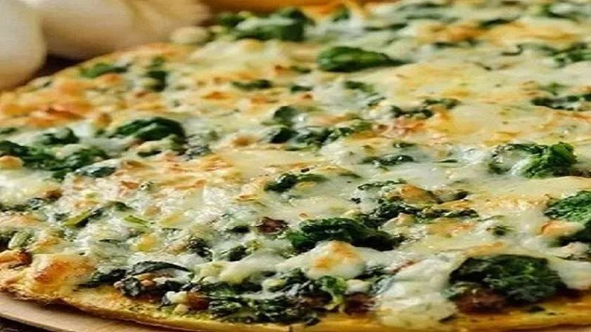 Pizza szpinakowa