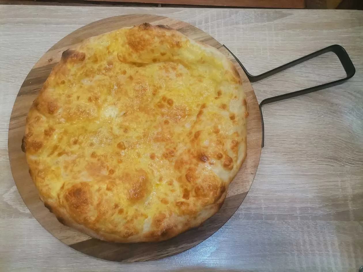 Khachapuri with Megruli Cheese