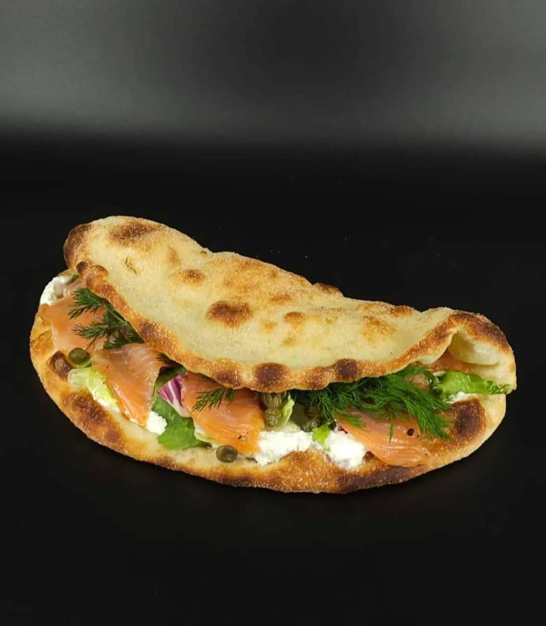 Panuozzo - Salmone e Ricotta