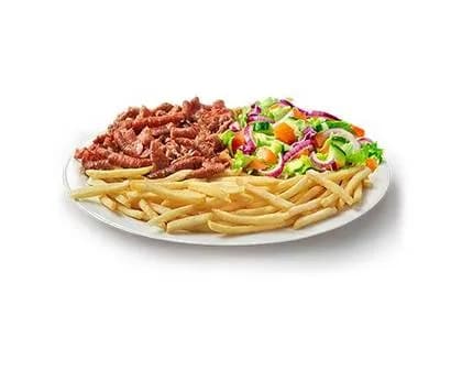 Kebap na talerzu z frytkami