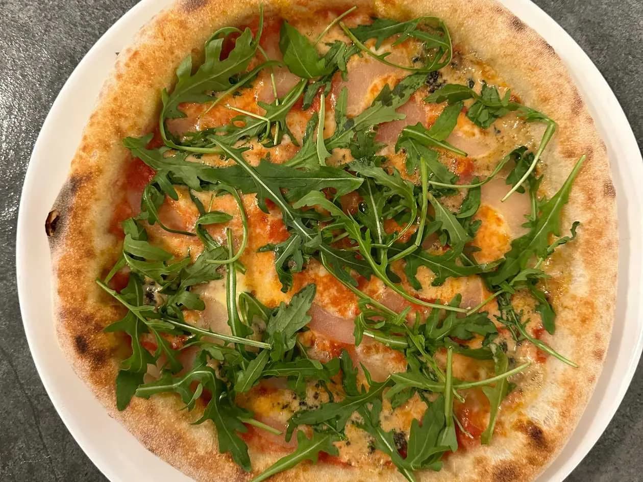 Pizza Gruszka z gorgonzolą