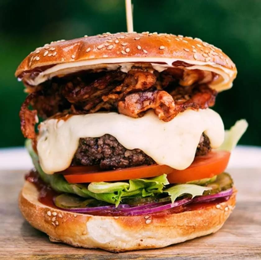 Cheese Bacon Burger