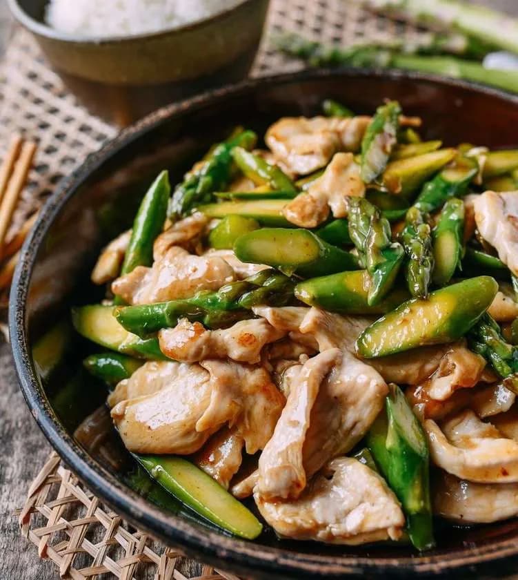 Szparagi z Kurczakiem i ryzem