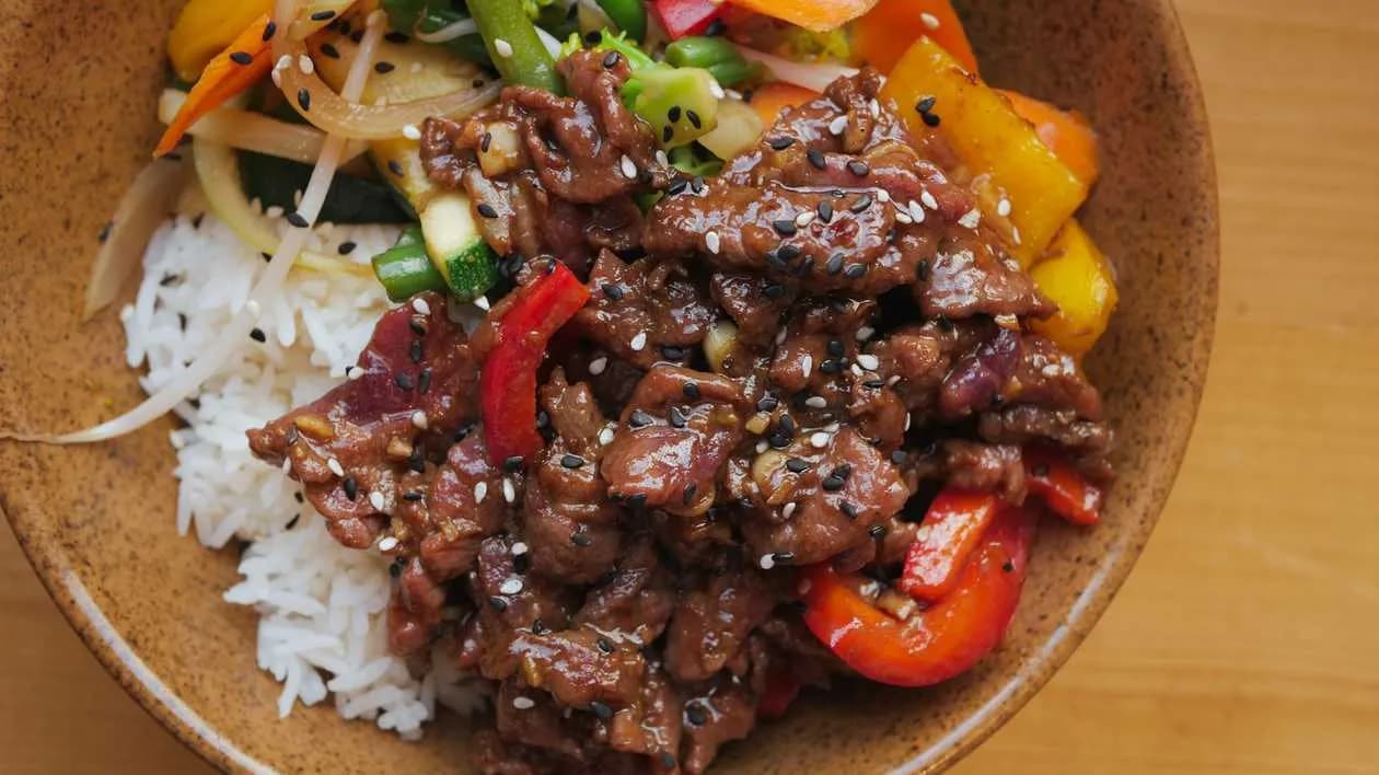Beef with lemongrass and chilli