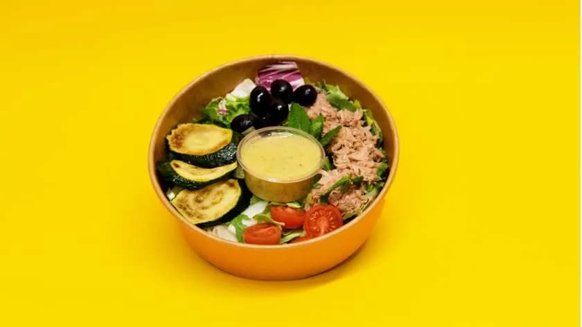 Sałatka z tuńczykiem