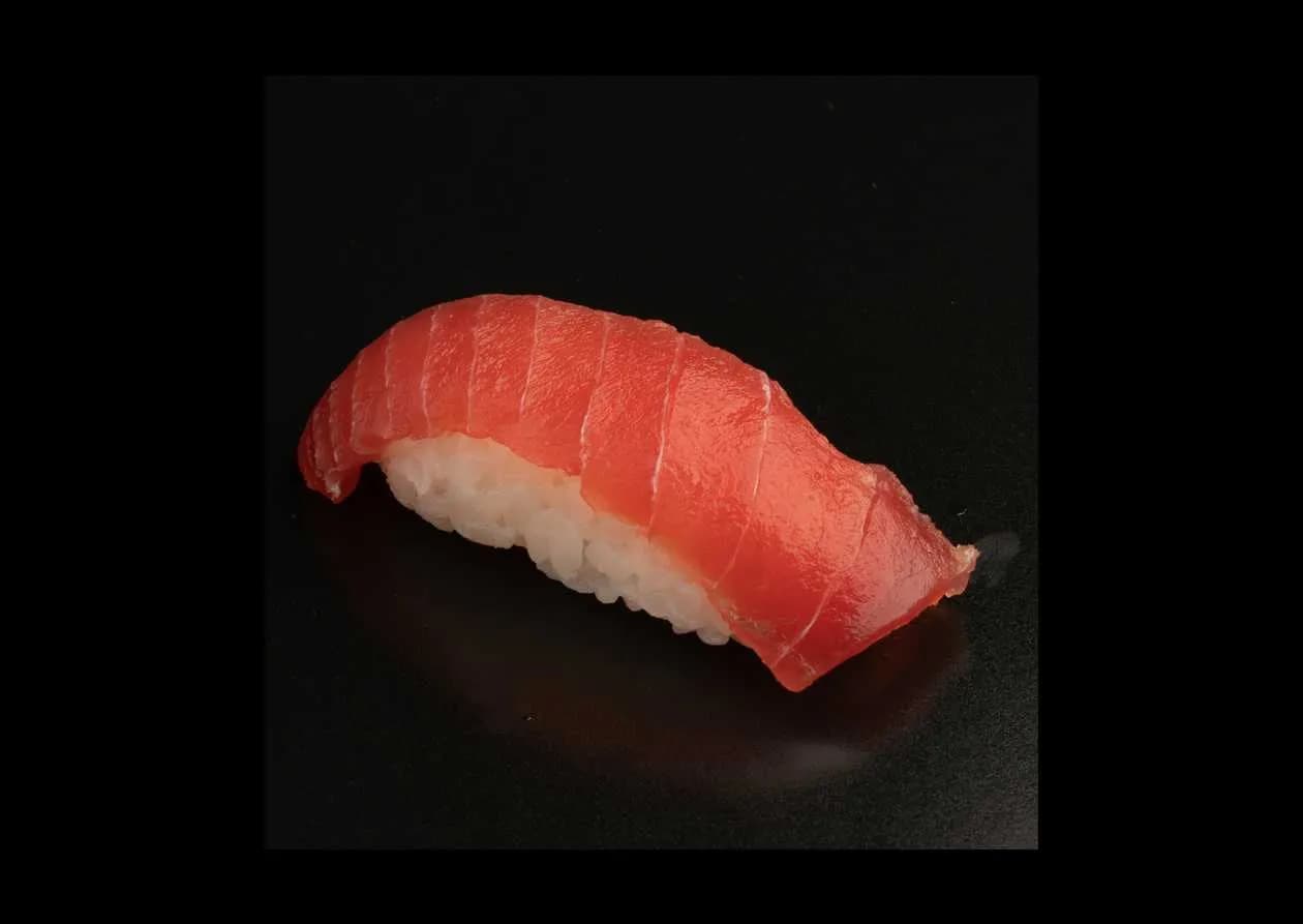 Nigiri tuna