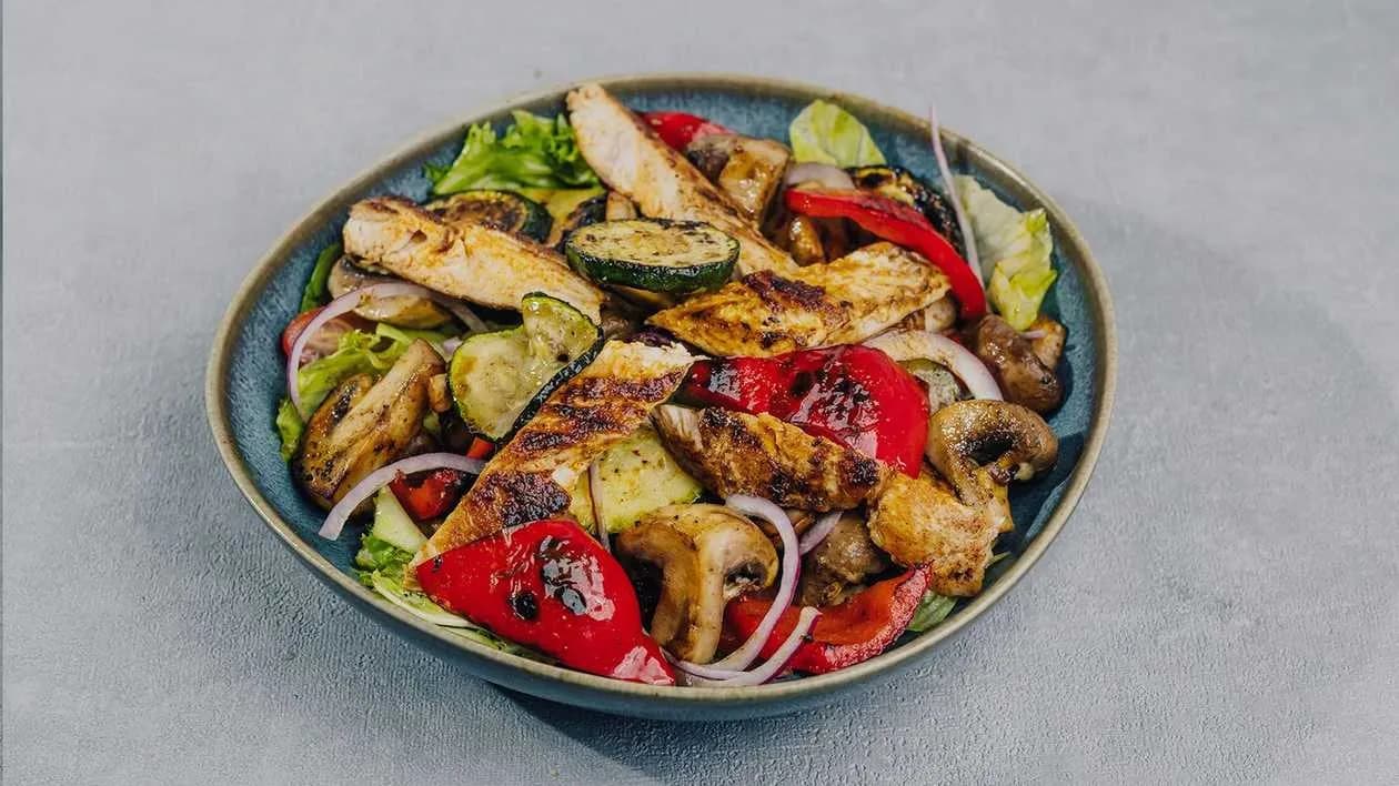 Fabulous Bowl of Vegetables with Chicken