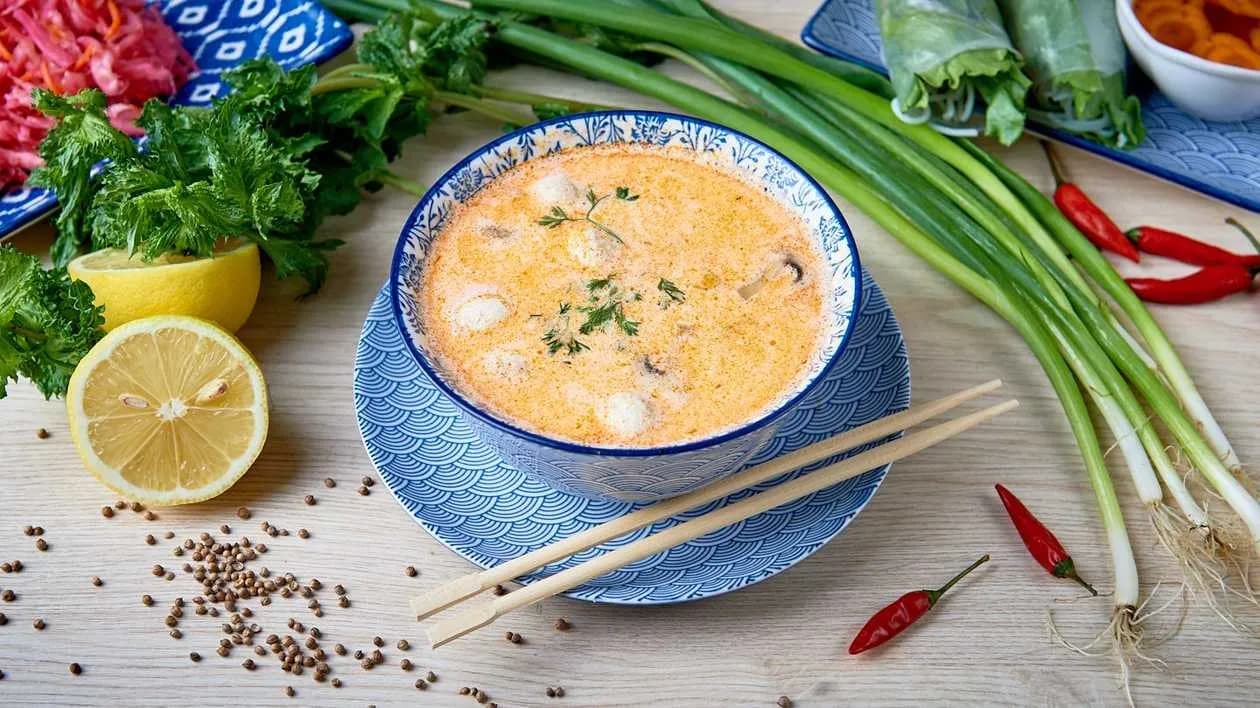 Tom yum soup with rice