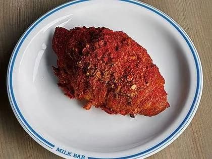 Pistachio-raspberry Croissant