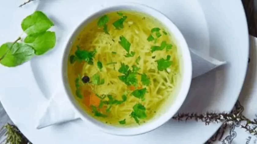 Domowy Rosół z Makaronem 500 ml