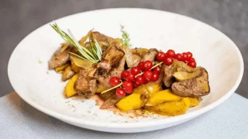 Wątróbka Drobiowa z Jabłkami