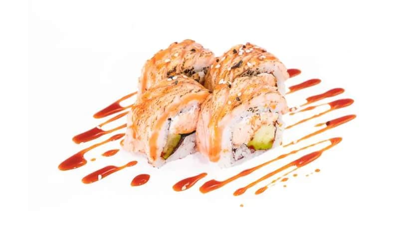 Salmon Tataki Roll
