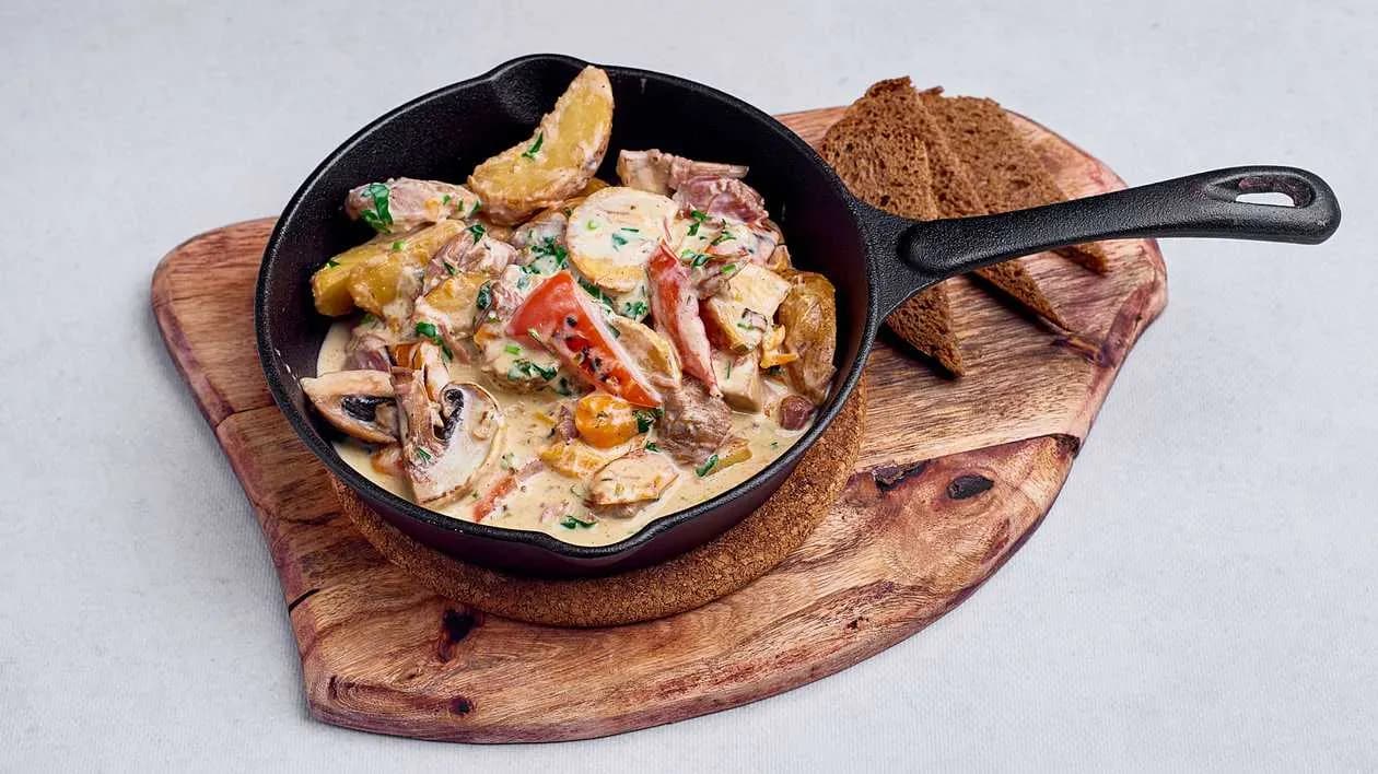 Pan with Pork and Potatoes