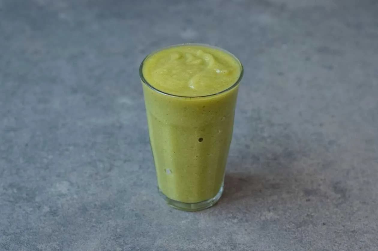 Smoothie Awokado + kiwi + gruszka