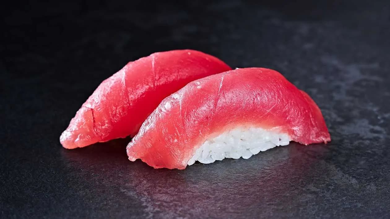 Tuna - nigiri & gunkan