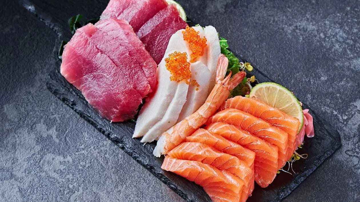 Large Sashimi (18 pieces)