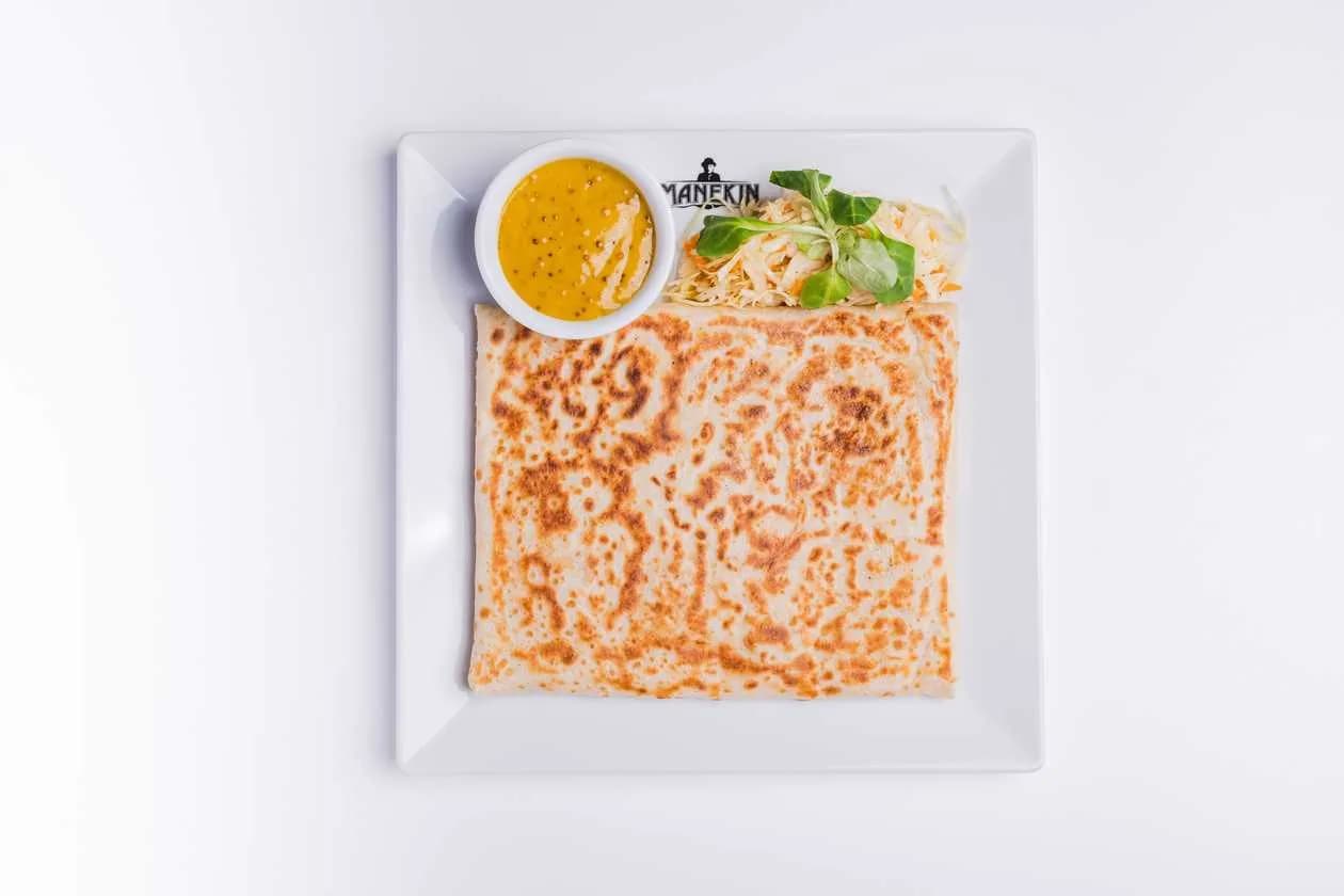 Chicken, mango, ginger, paprika, coriander