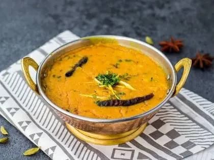 Yellow palak daal