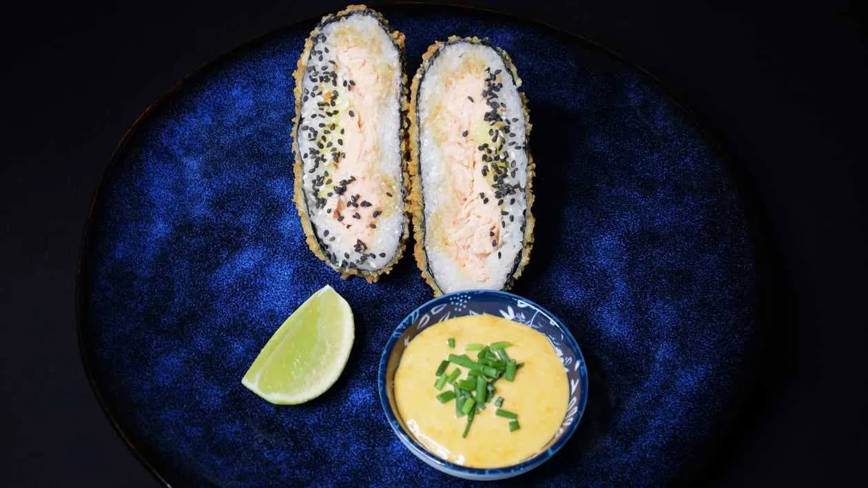 Burger z pieczonym łosośiem