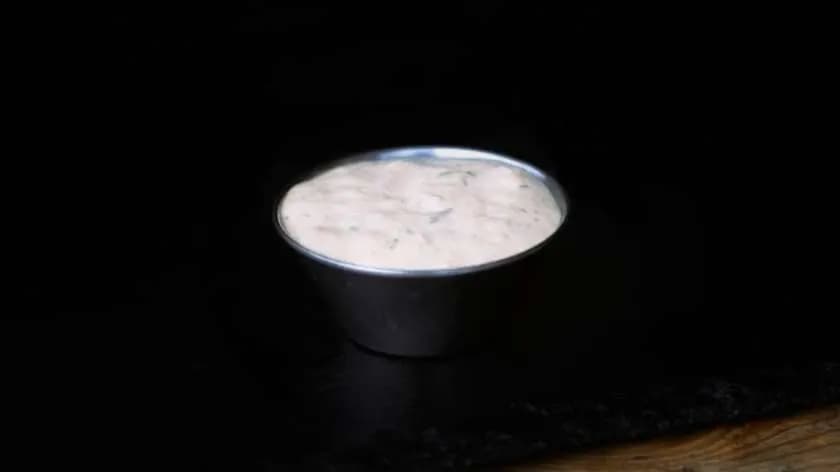 Twaróg kozi z czosnkiem i pietruszką