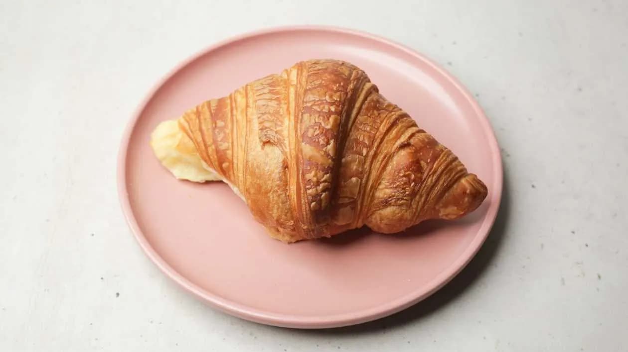Croissant wanilia / malina