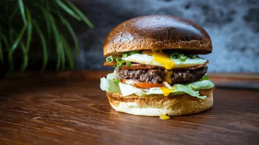 Humpty - z jajkiem i bekonem