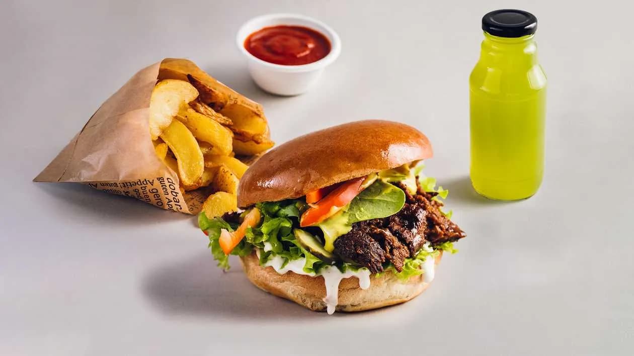 Vegan Pastrami Burger Set