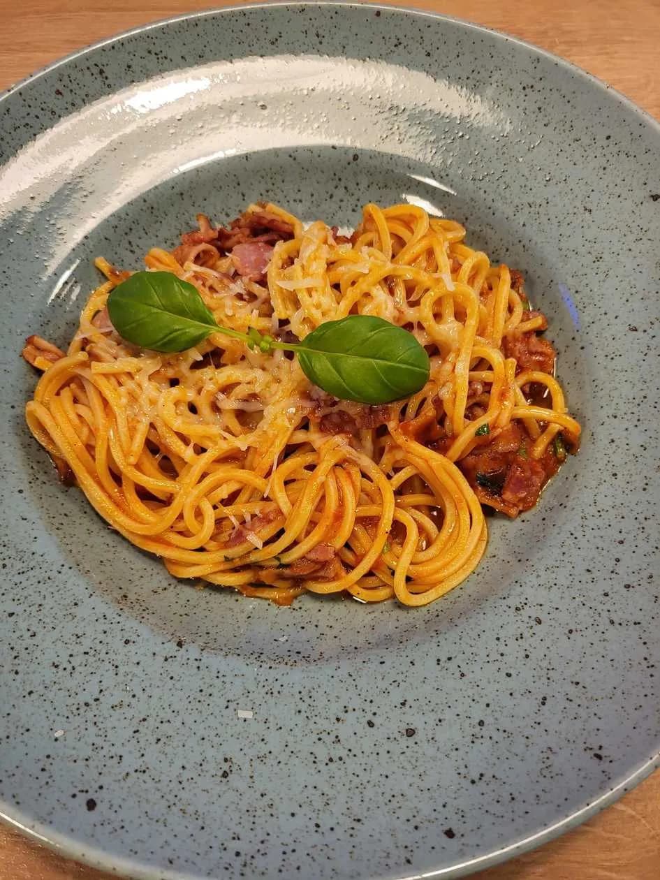 SPAGHETTI AMATRICANA
