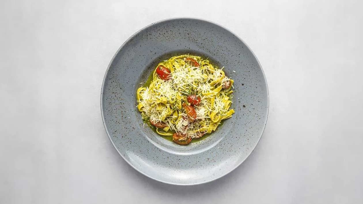 Tagliatelle Pesto
