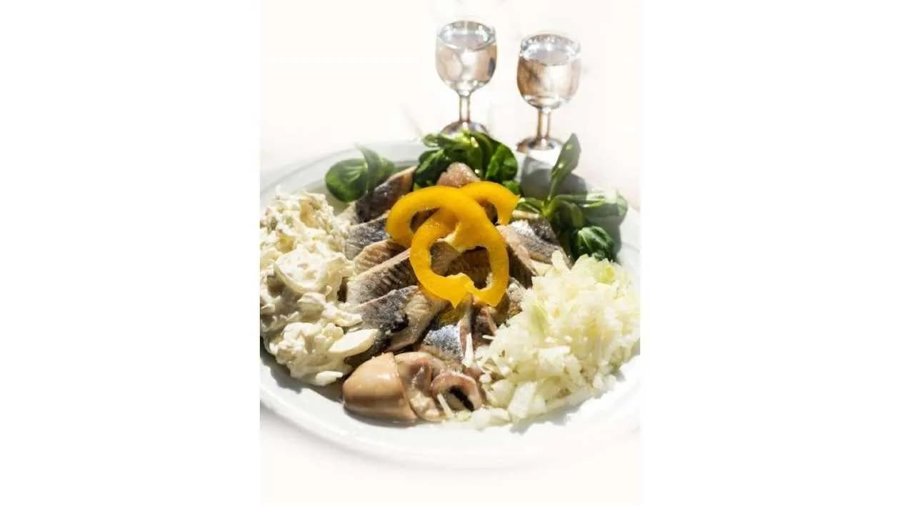 Herring from a barrel in oil