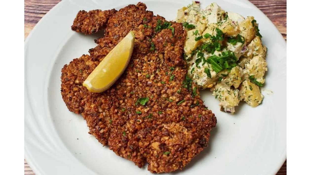 Pork loin breaded in nuts