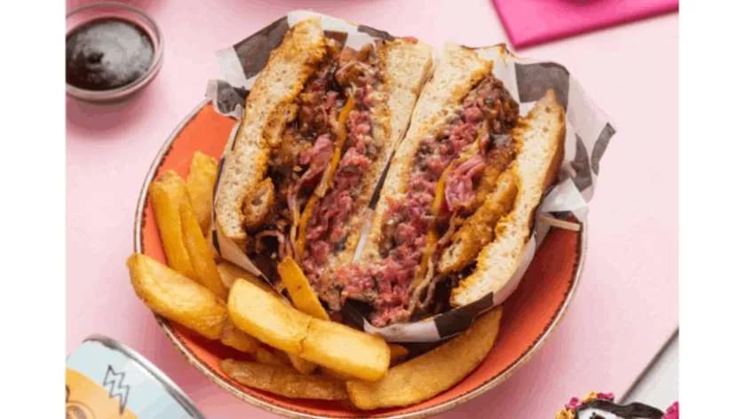 Double cheese & bacon burger