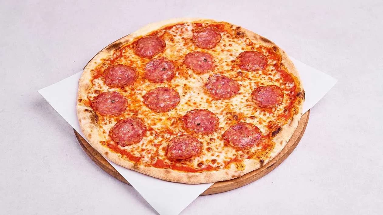 Pizza Salame