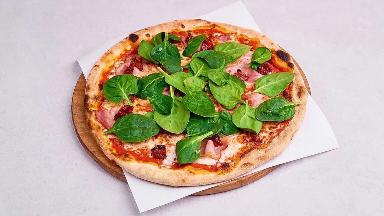 Pizza Pancetta e Spinaci