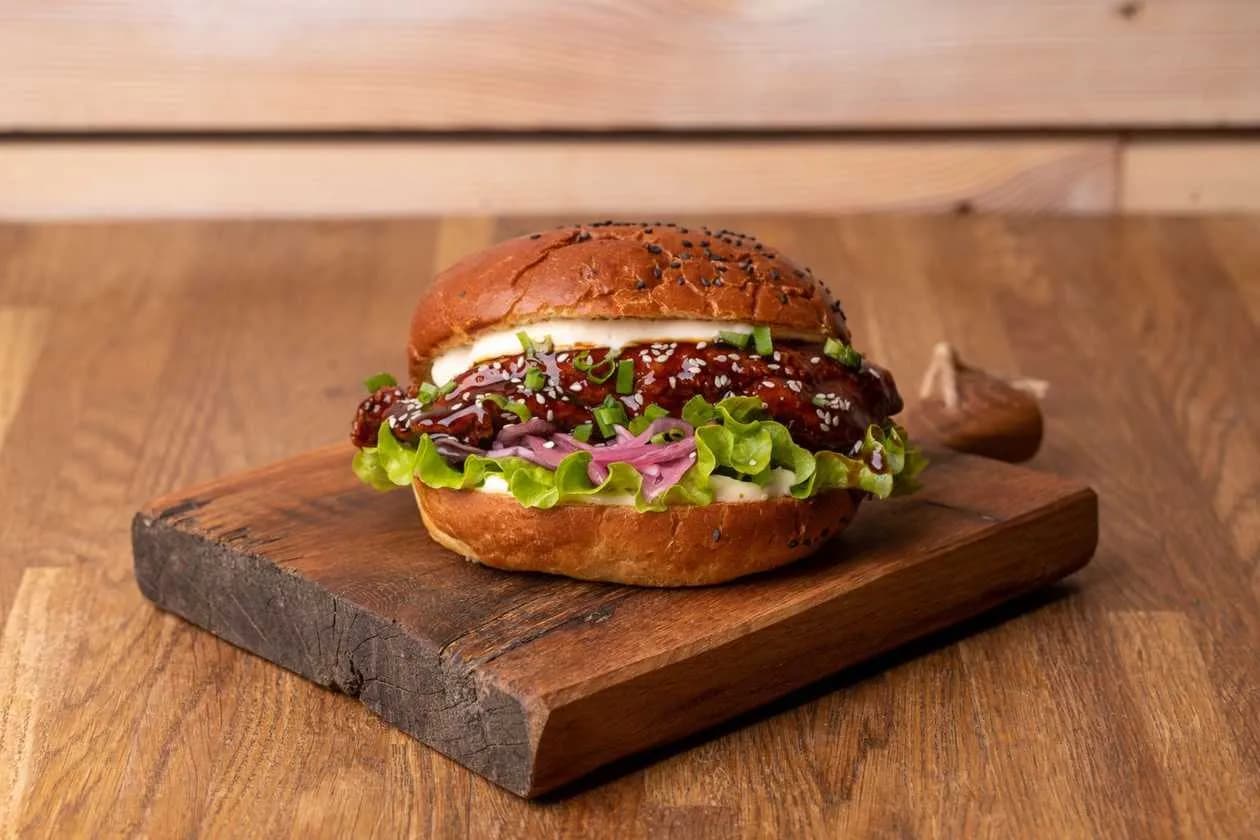 Chicken burger w teriyaki