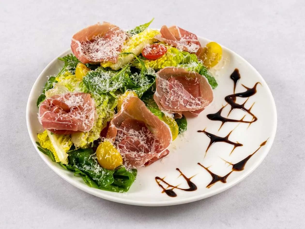 Insalata Con Prosciutto di Parma