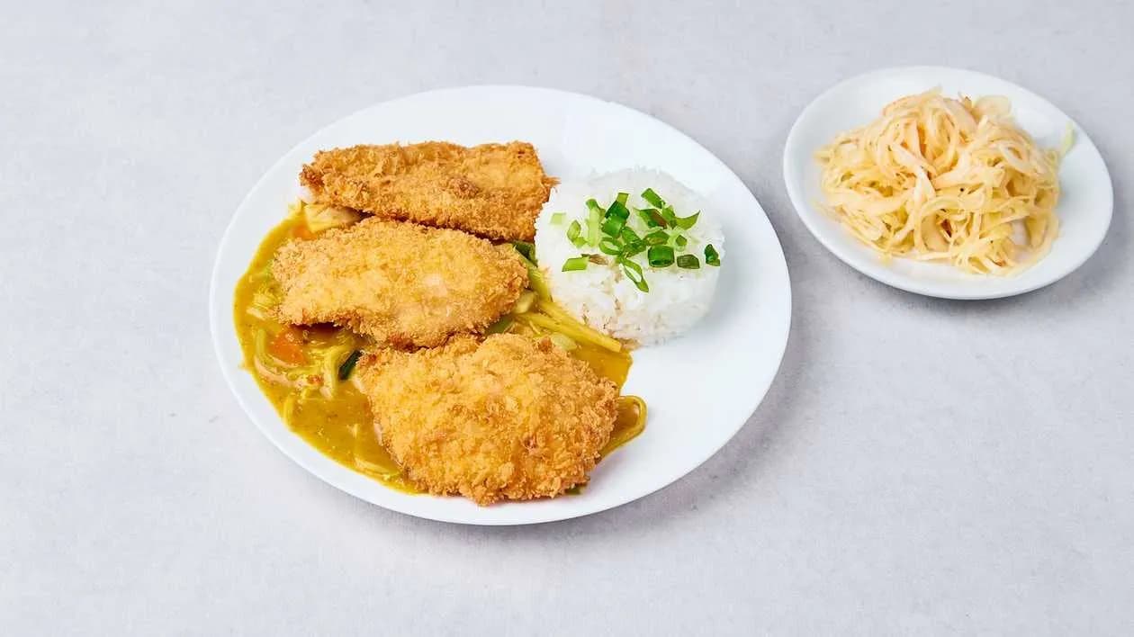 Crispy Chicken with Vegetable/Spicy/Curry Sauce