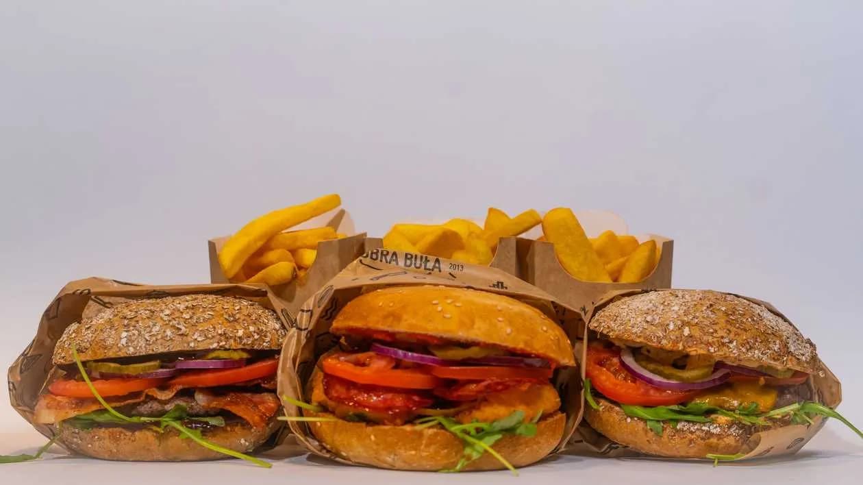 ZESTAW 3 x Burger + 3 x Frytki