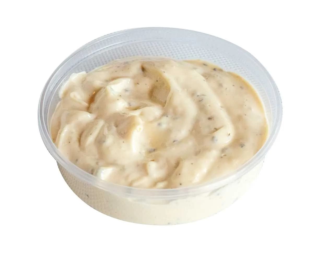 Sos Aioli z opakowaniem plastikowym