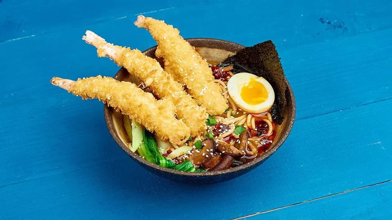 Ramen z chrupiącymi krewetkami