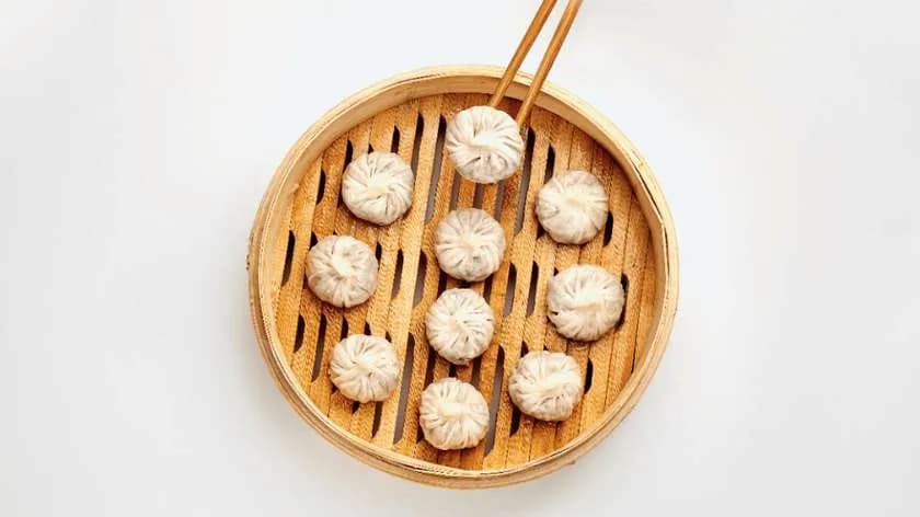 Pierożki XiaoLongBao z farszem krewetkowo-krabowym