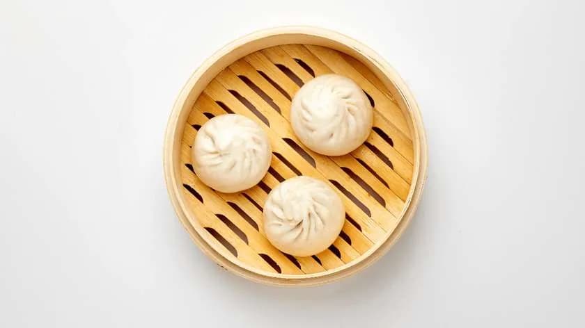 Chińskie bułeczki z farszem z kurczaka