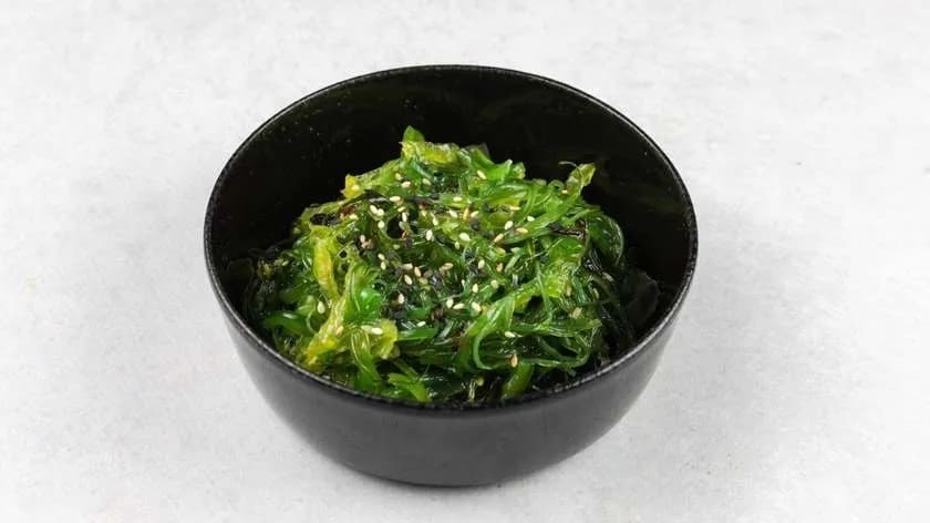 Sałatka gome wakame