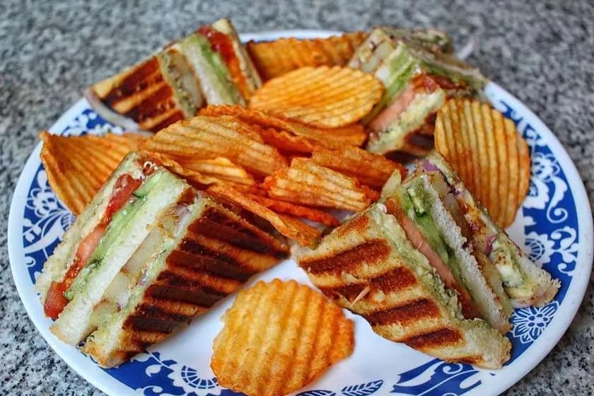 Curry Club Sandwich