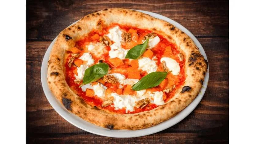 Pizza Dynia z Kremową Buffalą