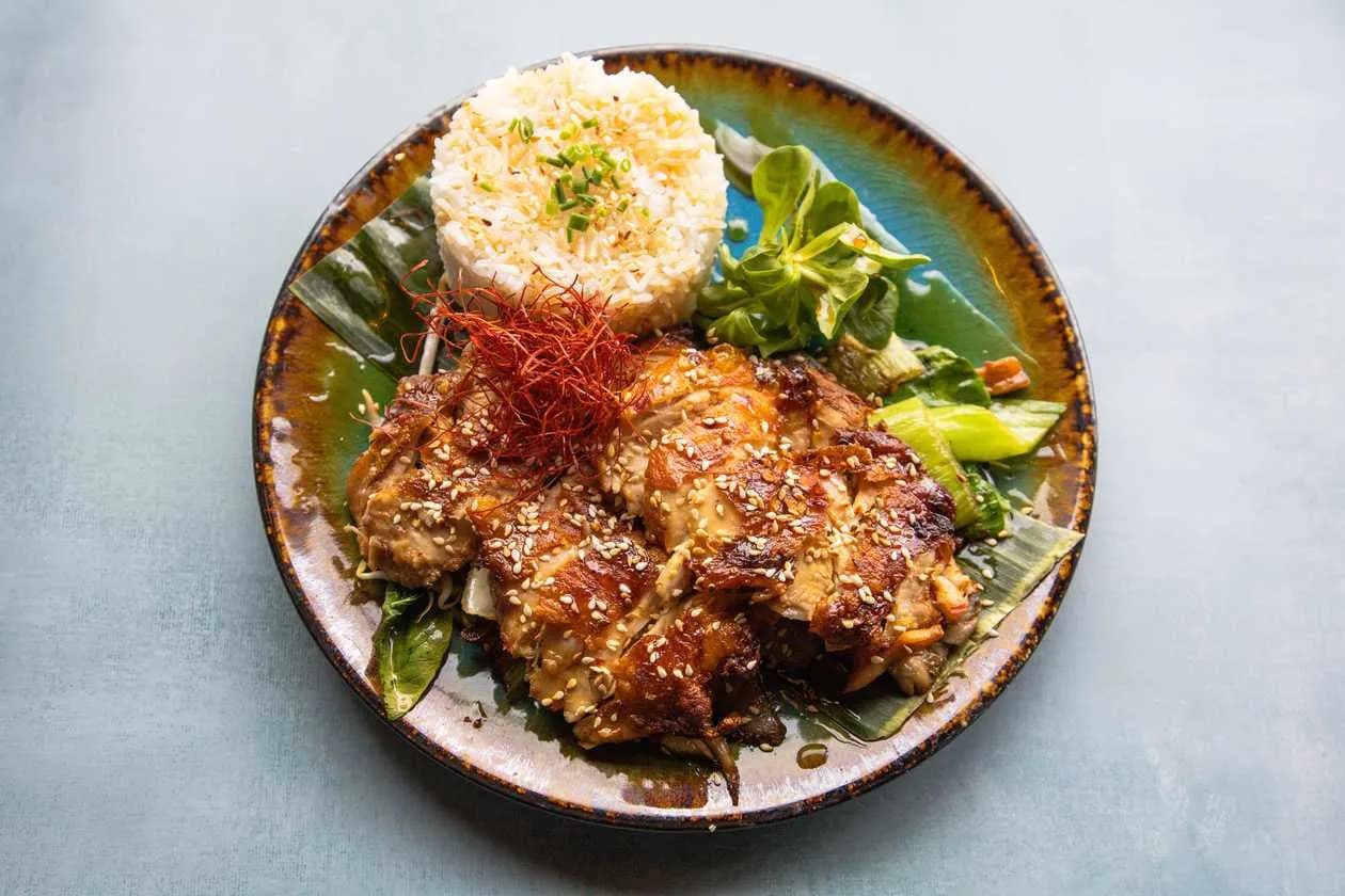 Chicken teriyaki with vegetables and rice